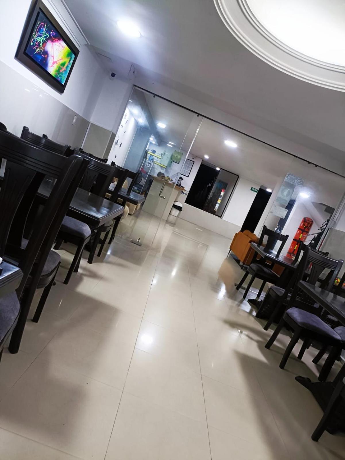 Hotel Suite Imperial 72 巴兰基亚 外观 照片