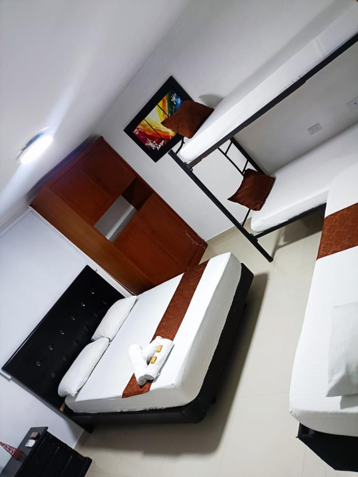 Hotel Suite Imperial 72 巴兰基亚 外观 照片