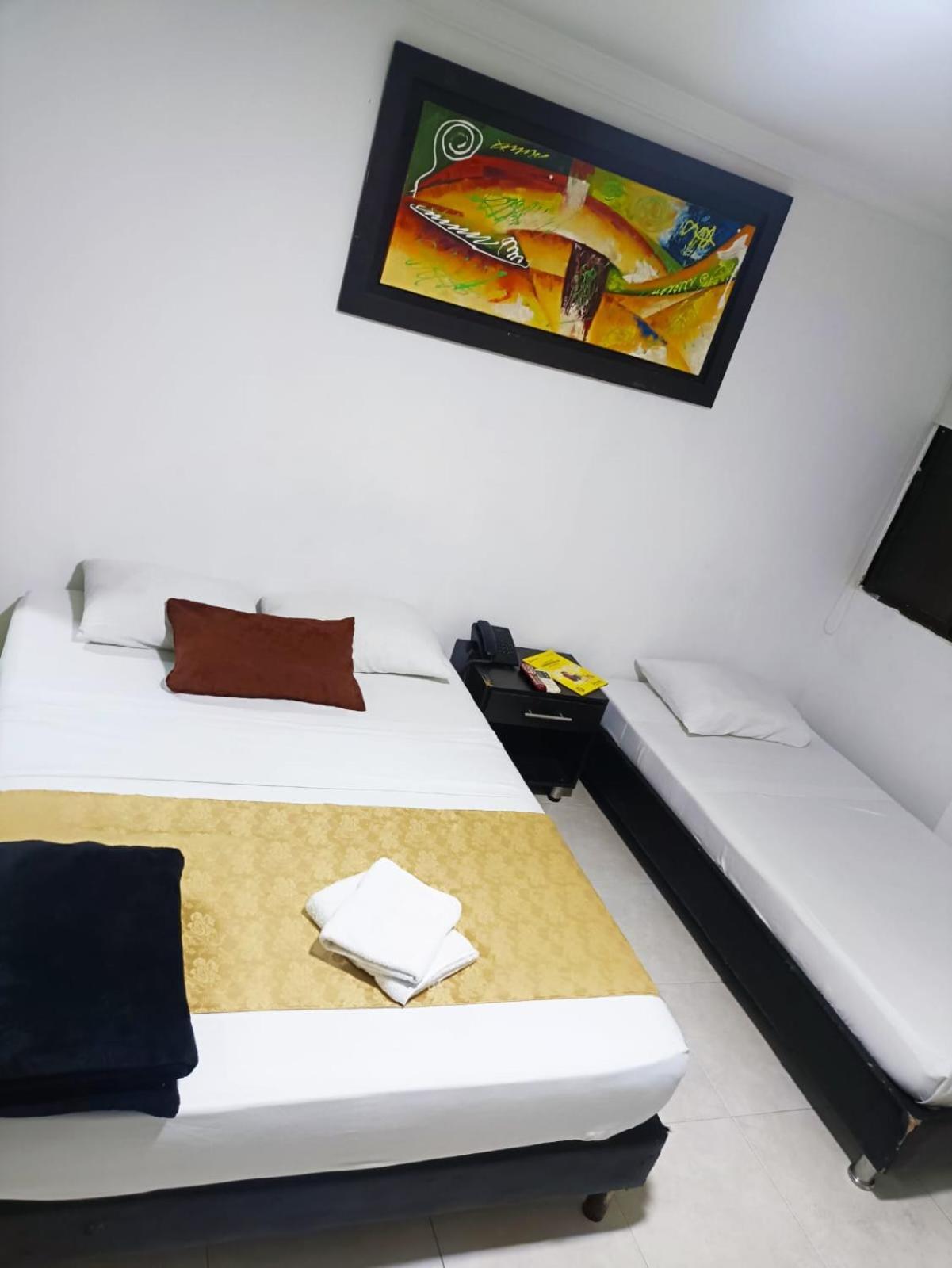 Hotel Suite Imperial 72 巴兰基亚 外观 照片